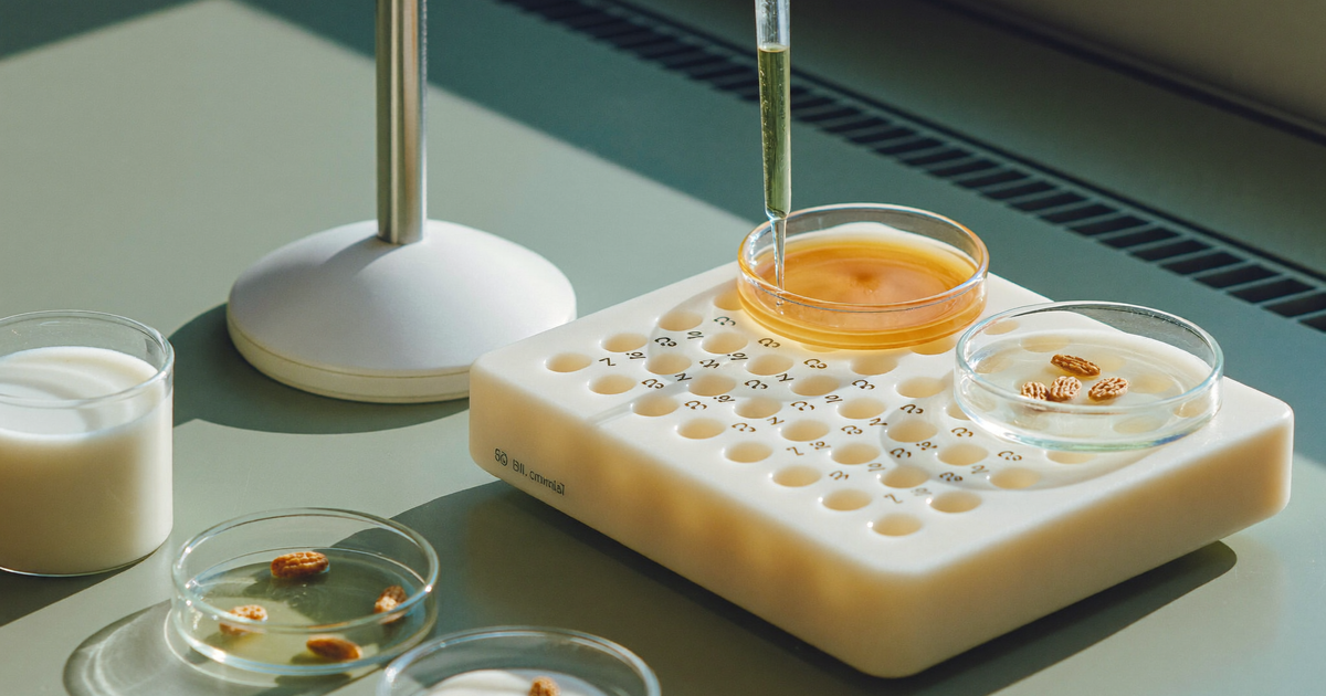IgG food sensitivity test panel results and food samples for Crohn's disease patients